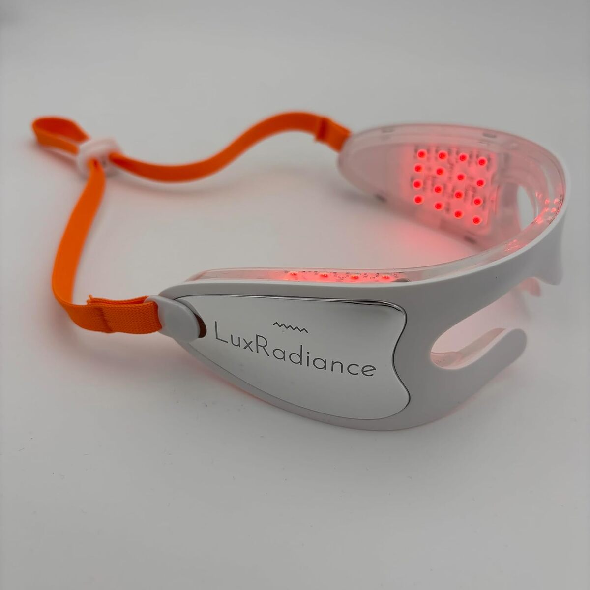 Test LuxRadiance LED EyeMax Pro : luminothérapie pour une peau raffermie