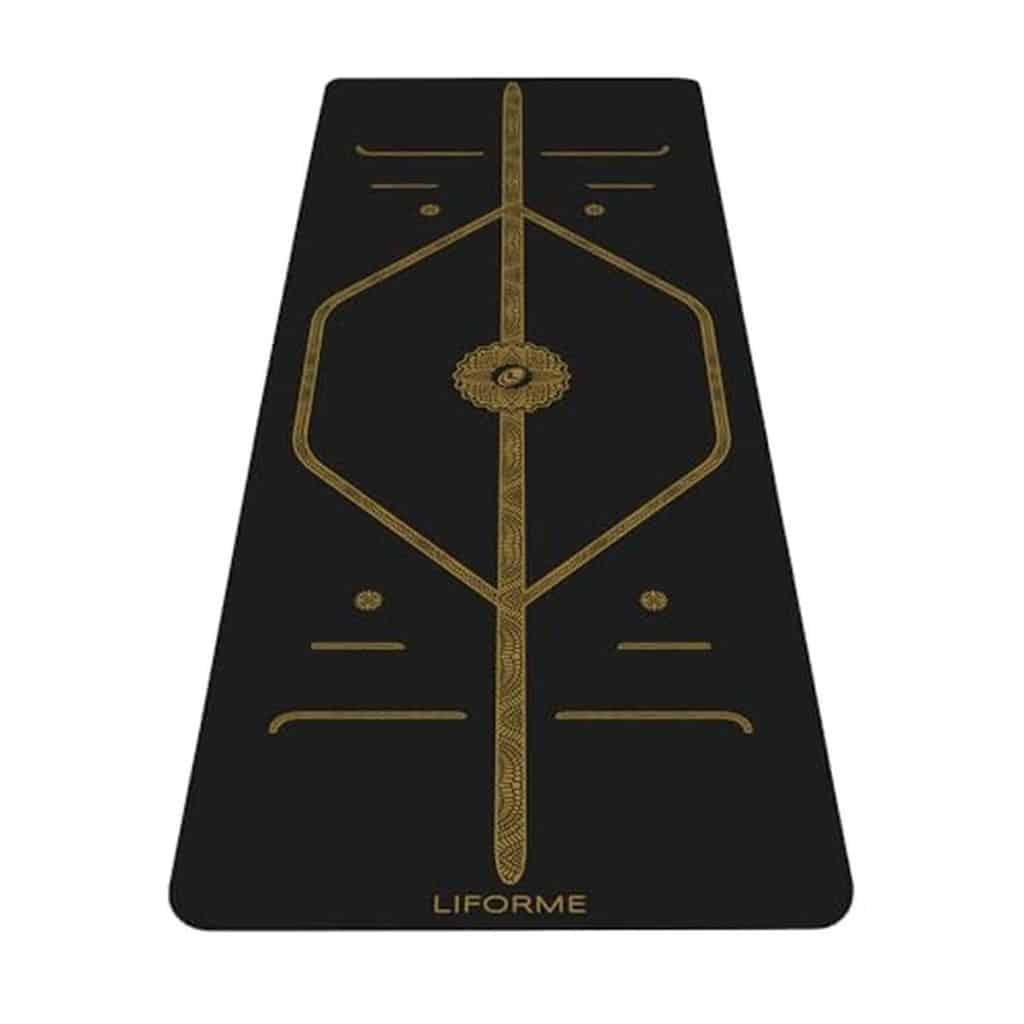 Test tapis de yoga Liforme Black & Gold : adhérence et alignement exceptionnels